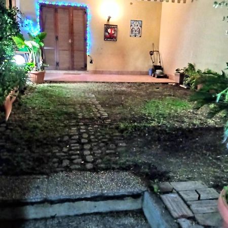 Bebadamo Ed Eva Apartman Villaggio del Fanciullo Kültér fotó